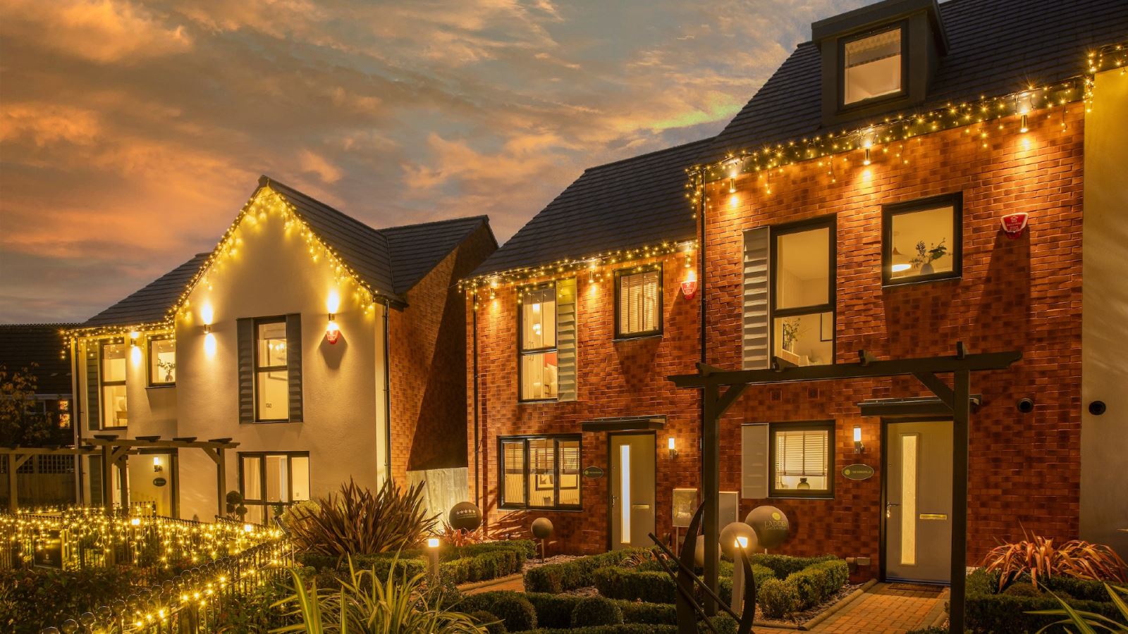 Ladden Garden Village sales centres and show homes at Christmas
